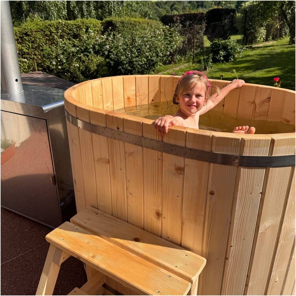 Koupani-v-sudu-pro-deti